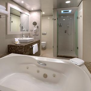 Deluxe Junior Suite